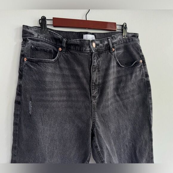 Loft Destructed High Rise Straight Crop Jeans in Washed Black Wash - Picture 5 of 8